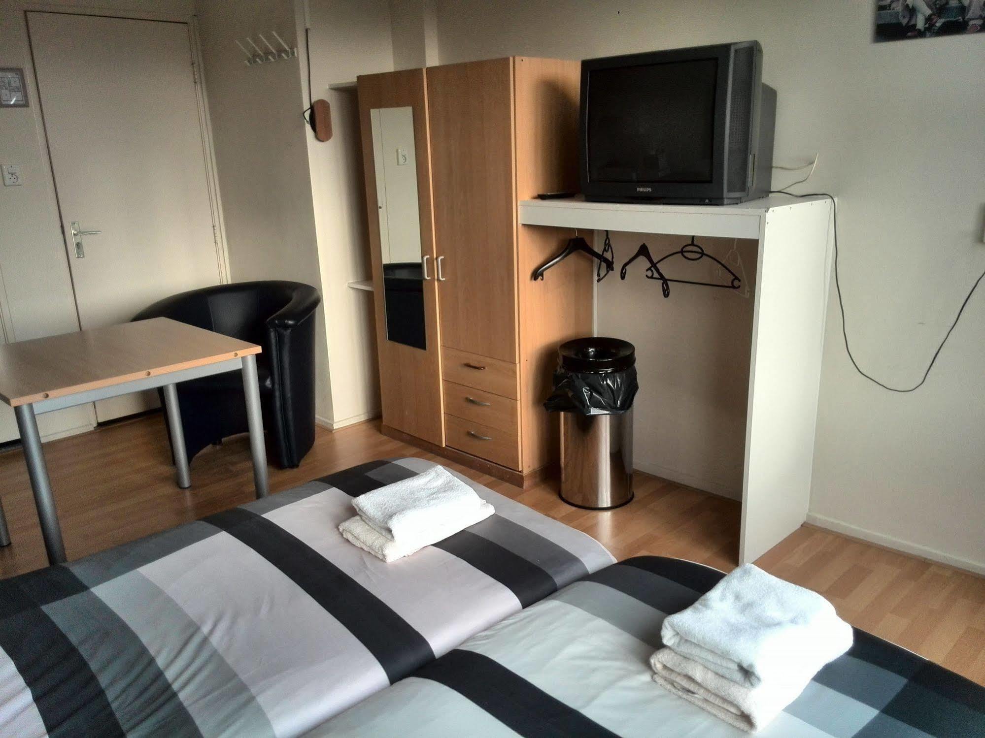 Bed & Breakfast ลิสซิงเงิน ภายนอก รูปภาพ